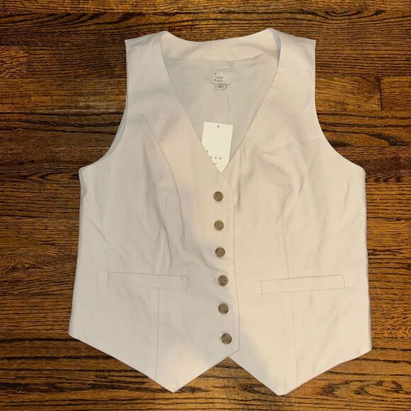 New A New Day Vest - Picture 1 of 4